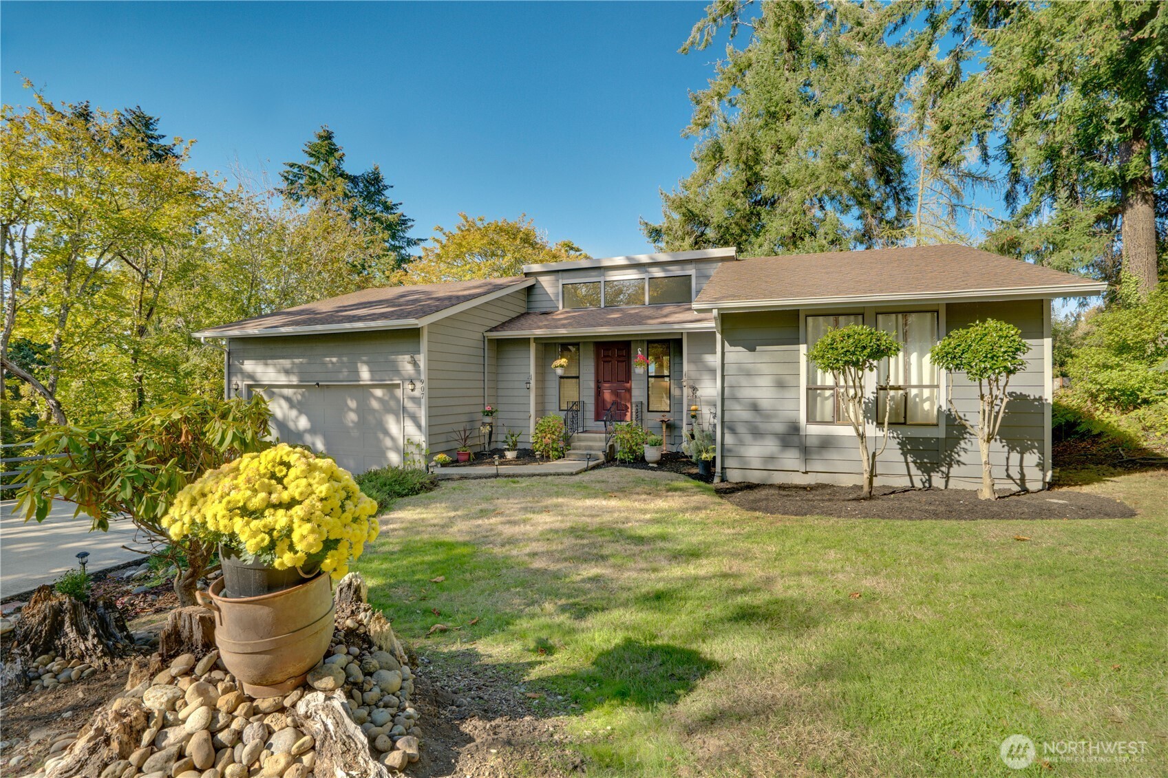 907 Powell Street — home for sale