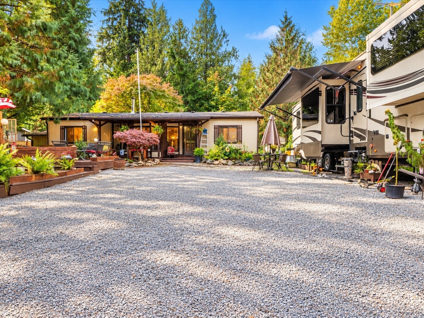 16516 W Lake Goodwin Rd — home for sale