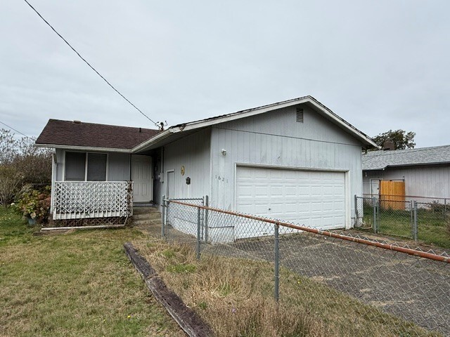 1621 Harding Road — home for sale