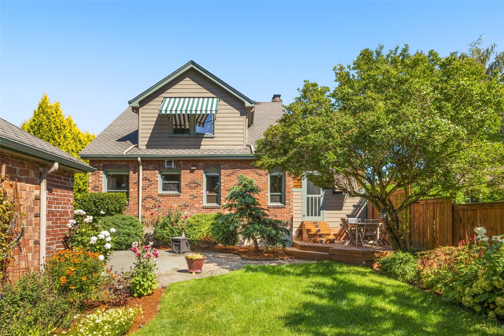 7963 Seward Park Avenue S — home for sale