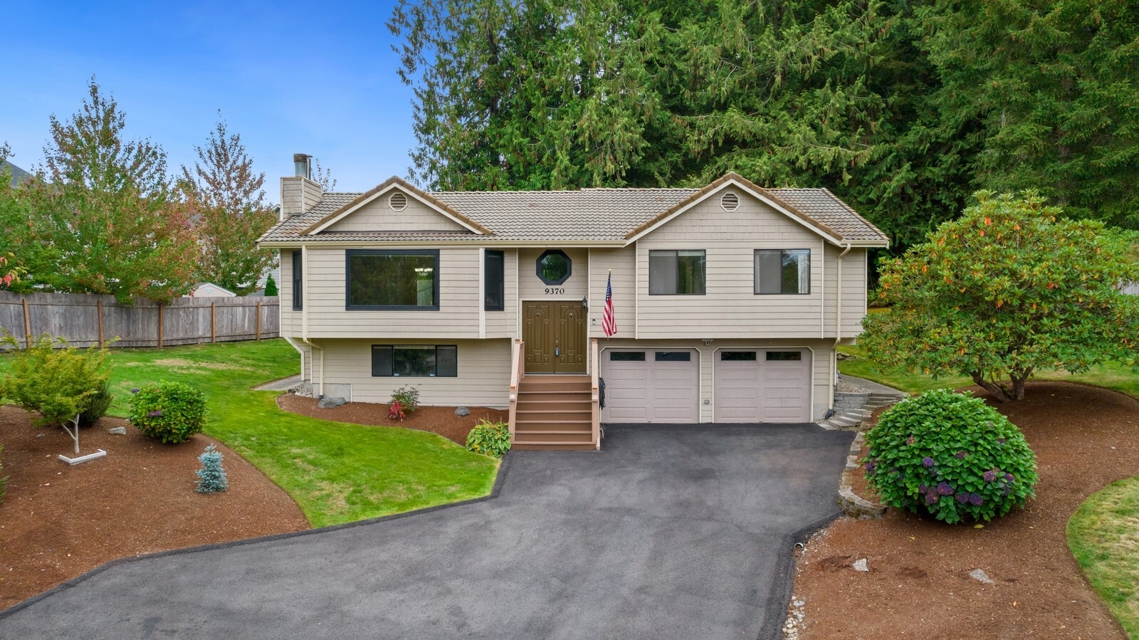 9370 Saint Johns Place NE — home for sale