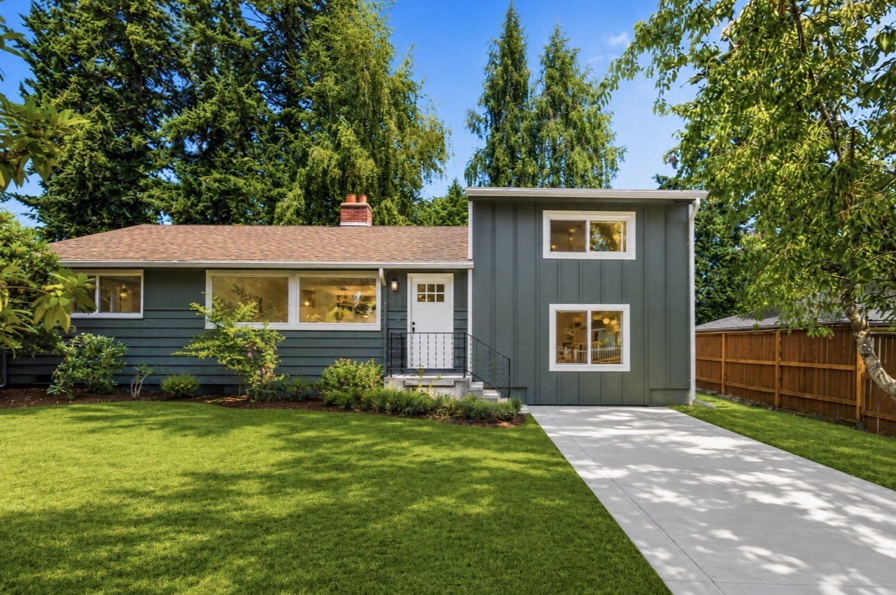 1638 N 190th Street — home for sale