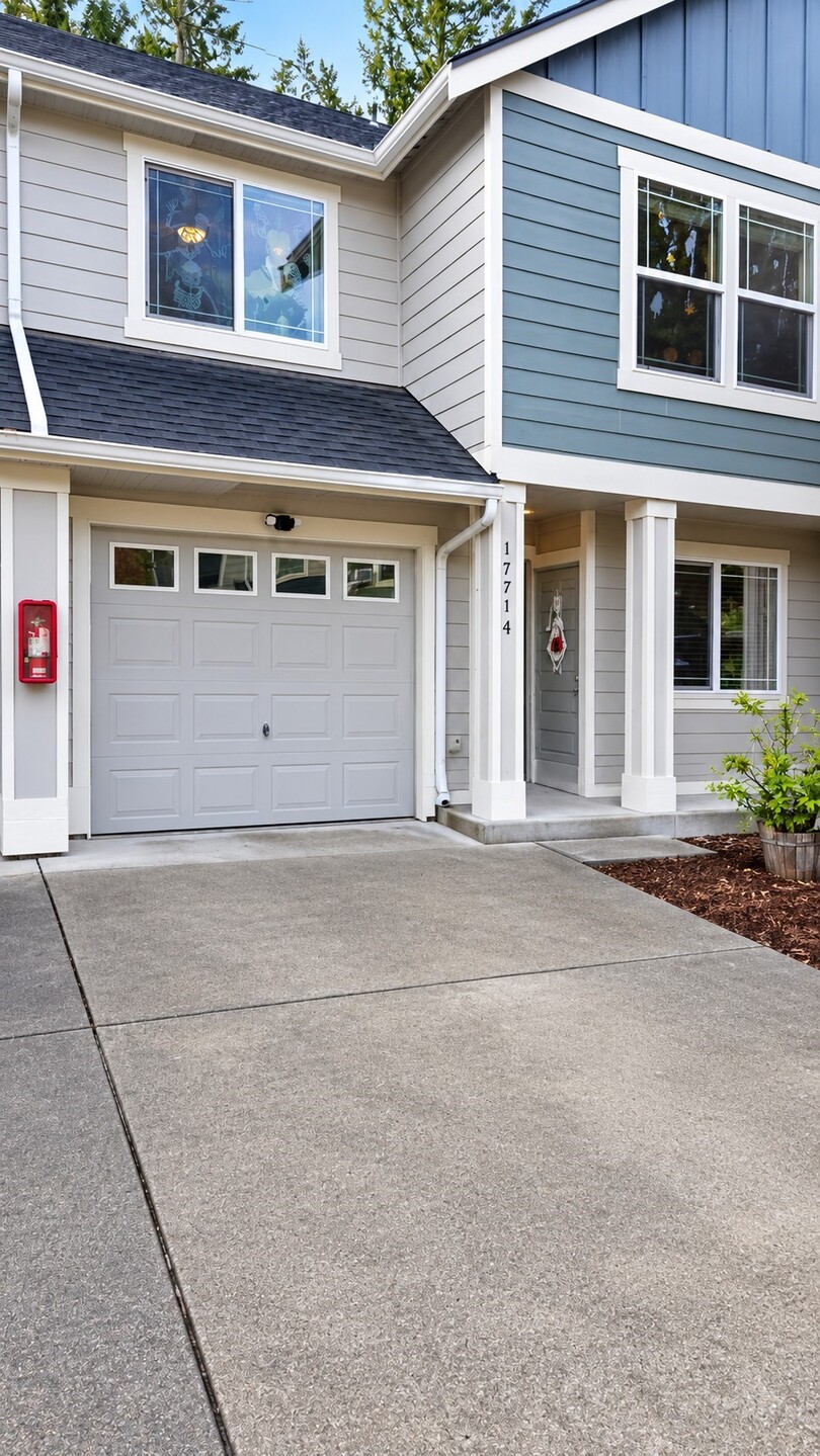 17714 79th Avenue Ct E — home for sale